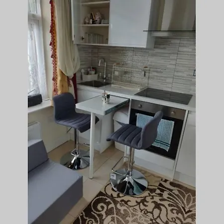 Luxury Apartment In Birmingham With Free Parking. Exterior photo